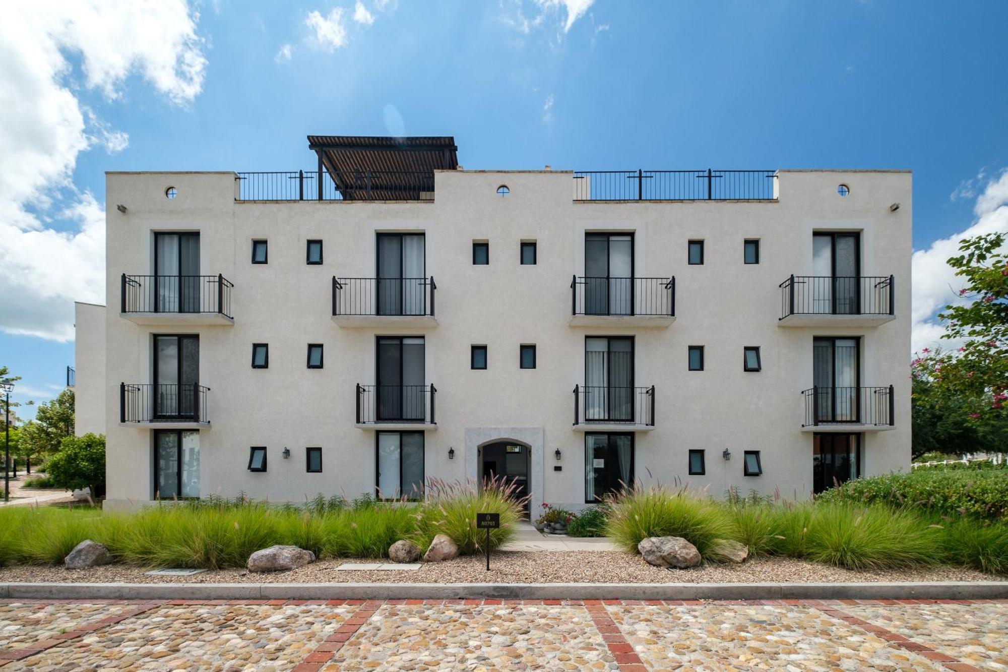 Casa Itzae La Luminaria Dog Friendly